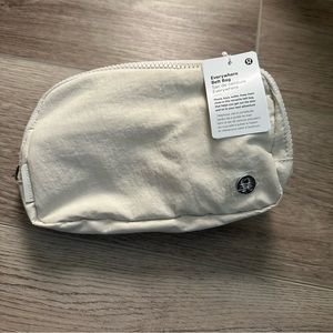 NWT lululemon belt bag. White Opal color